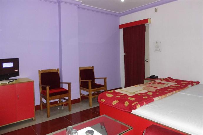 Hotel Tribhuvan 란치 외부 사진