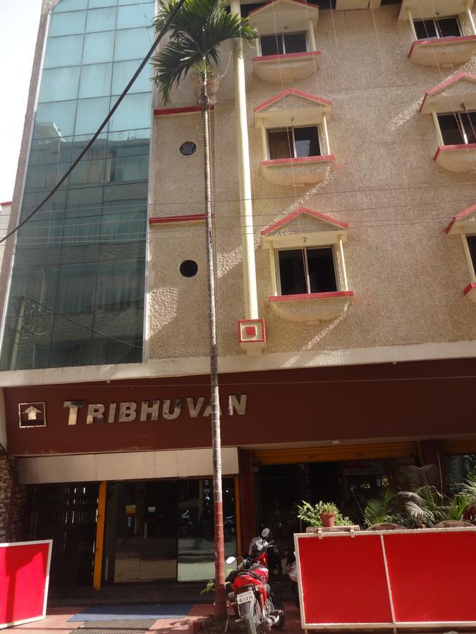 Hotel Tribhuvan 란치 외부 사진